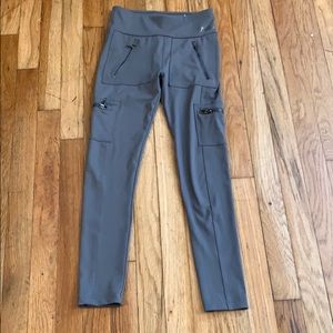 Trendy cargo leggings